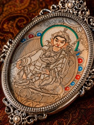 Guru Rinpoche (莲花生大士) Hand-painted Thangka Pendant - 3x4.5cm Sacred Lotus-born Master Amulet for Supreme Blessings & Obstacle Removal