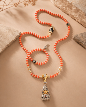 Zaki Lhamo Slim Thangka Pendant | Support & Blessing Symbol - Blessora gallery image 1 Zaki Lhamo Slim Thangka Pendant | Support & Blessing Symbol - Blessora gallery image 1